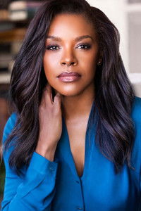 Надин Эллис