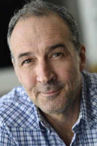 Чарли Такер