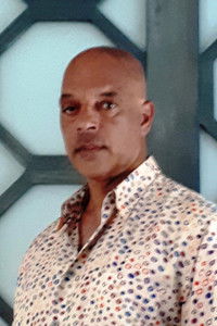 Ник Алахиотис