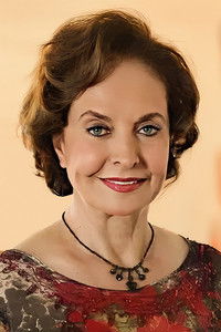 Айтен Гёкчер