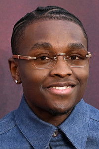 Майлз Кэйтон