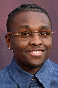 Майлз Кэйтон