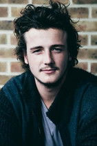 Майкл Ричардсон