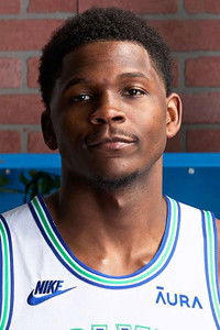 Энтони Эдвардс