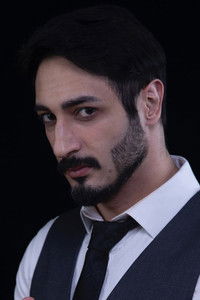 Саин Фархад